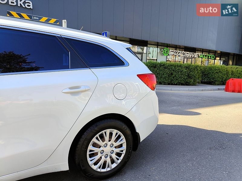 Універсал Kia Ceed 2016 в Києві