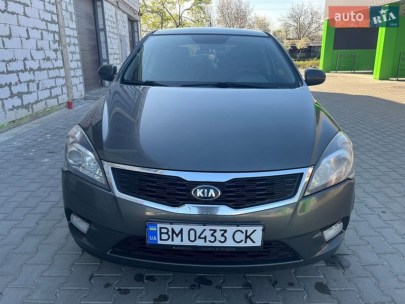 Хетчбек Kia Ceed 2011 в Ладижині