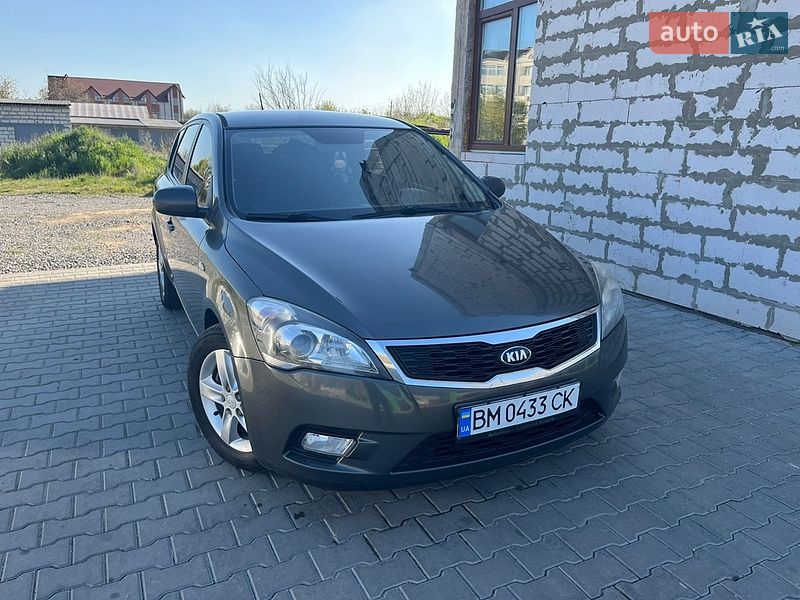 Хетчбек Kia Ceed 2011 в Ладижині