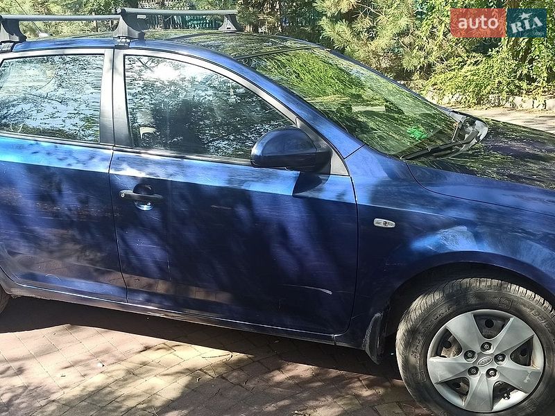 Хетчбек Kia Ceed 2008 в Запоріжжі