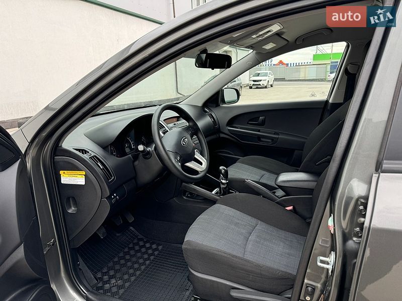 Универсал Kia Ceed 2011 в Виннице