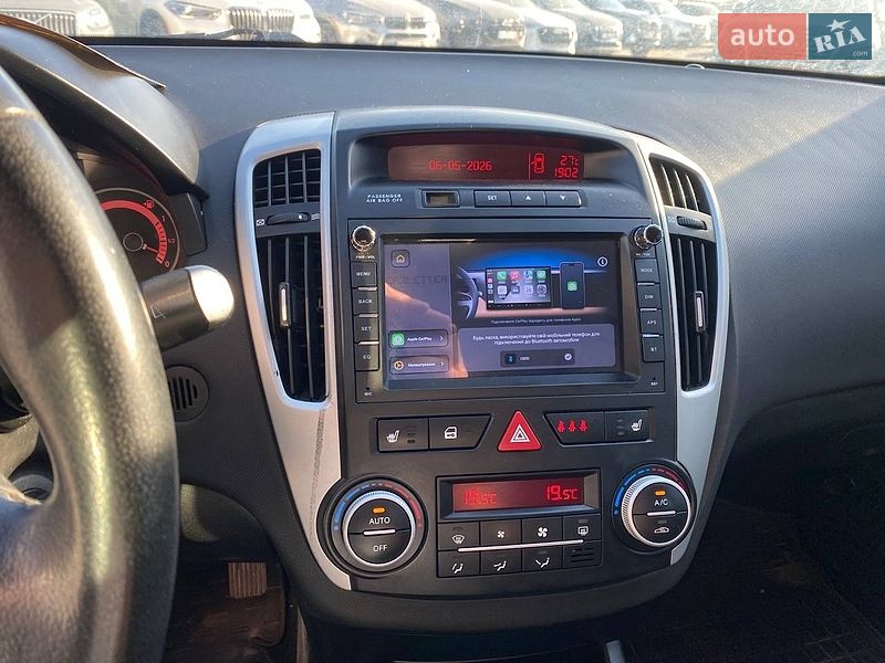 Универсал Kia Ceed 2010 в Львове