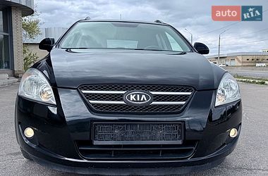 Універсал Kia Ceed 2008 в Кам'янському