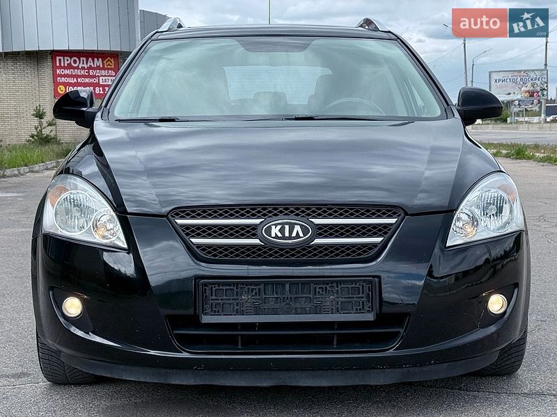 Універсал Kia Ceed 2008 в Кам'янському