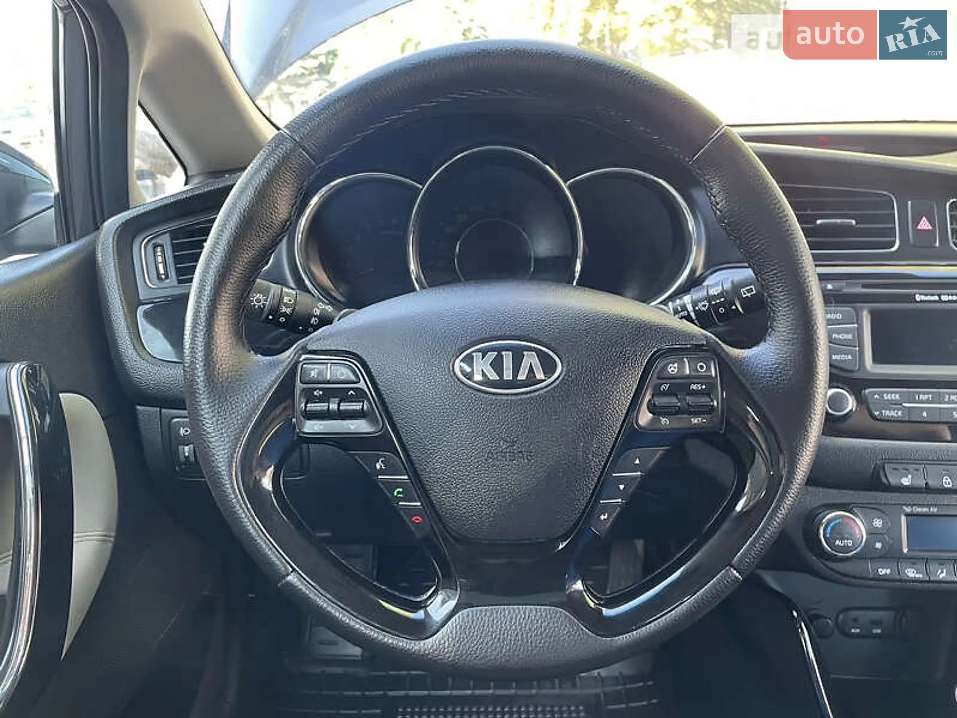 2013 Kia Cee'd - мініатюра 13