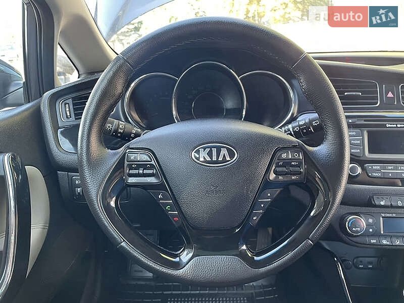 Универсал Kia Ceed 2013 в Полтаве