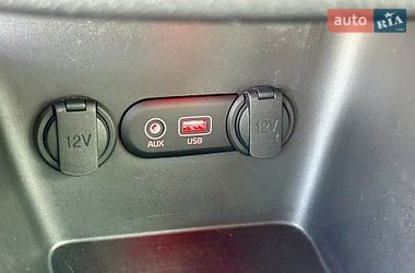 Хэтчбек Kia Ceed 2015 в Луцке