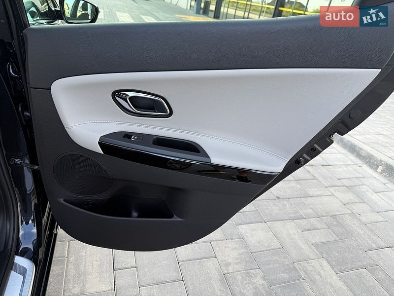 Хэтчбек Kia Ceed 2015 в Луцке