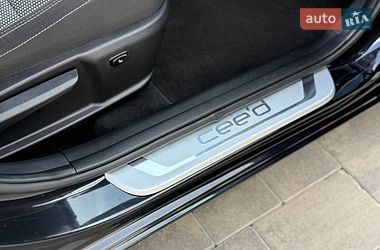 Хэтчбек Kia Ceed 2015 в Луцке
