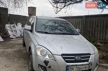 Хетчбек Kia Ceed 2008 в Рівному
