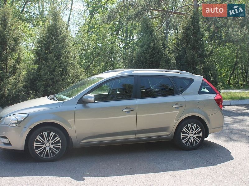 Універсал Kia Ceed 2010 в Черкасах