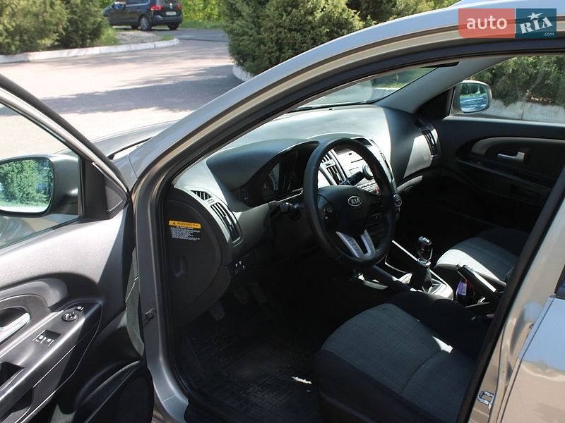 Універсал Kia Ceed 2010 в Черкасах