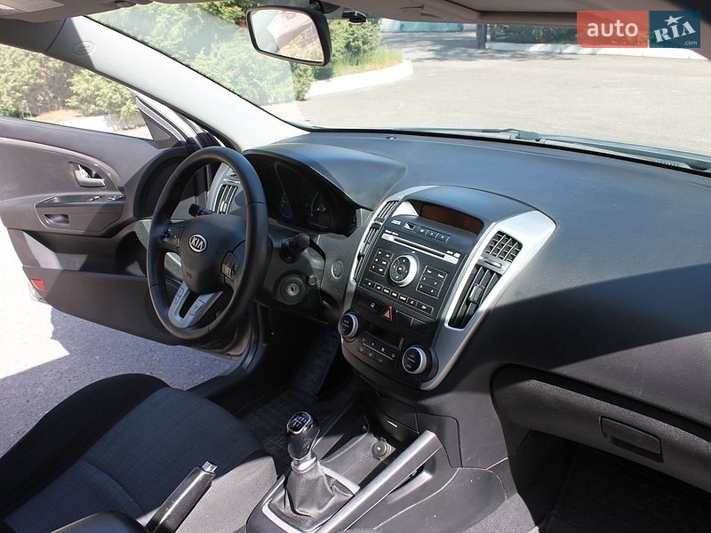 Універсал Kia Ceed 2010 в Черкасах
