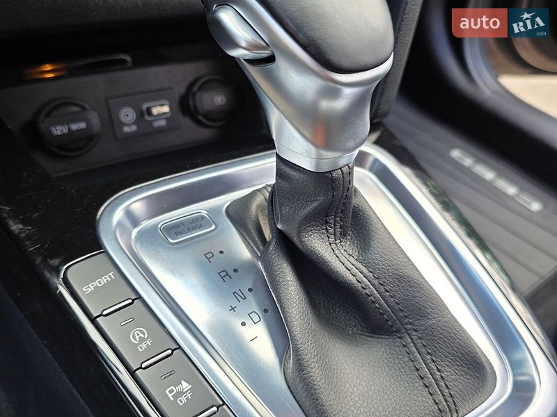 Хэтчбек Kia Ceed 2019 в Сарнах