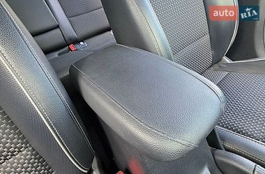 Хэтчбек Kia Ceed 2019 в Сарнах