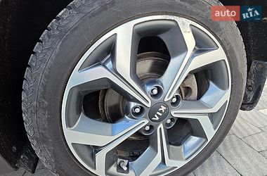 Хэтчбек Kia Ceed 2019 в Сарнах