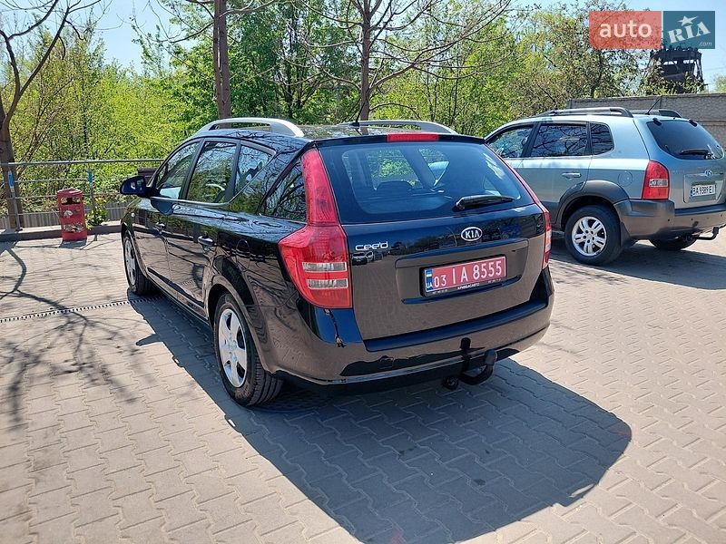 Универсал Kia Ceed 2009 в Кривом Роге