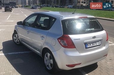 Хэтчбек Kia Ceed 2009 в Киеве