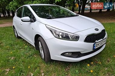 Хэтчбек Kia Ceed 2013 в Виннице