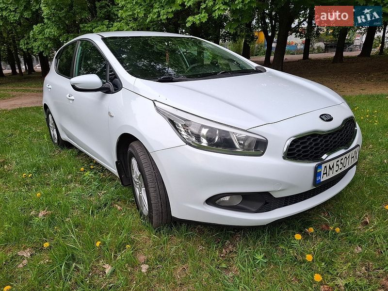 Хэтчбек Kia Ceed 2013 в Виннице