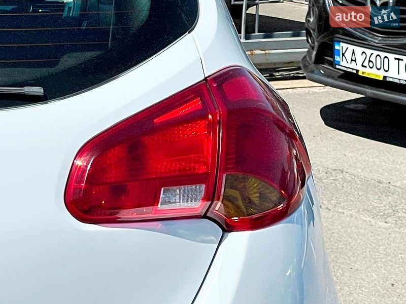 Хетчбек Kia Ceed 2013 в Києві