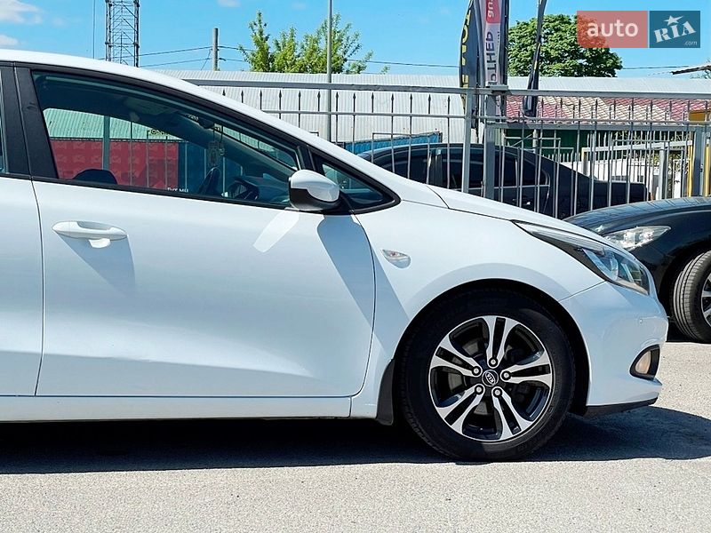 Хетчбек Kia Ceed 2013 в Києві