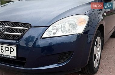 Хетчбек Kia Ceed 2007 в Дніпрі