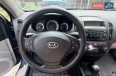 Хетчбек Kia Ceed 2007 в Дніпрі