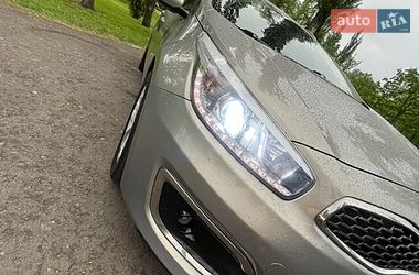 Универсал Kia Ceed 2017 в Киеве
