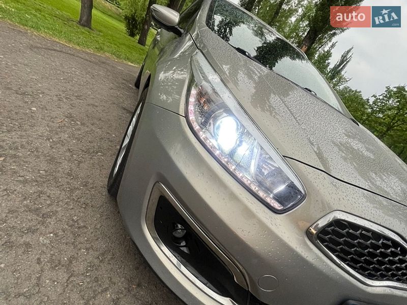 Универсал Kia Ceed 2017 в Киеве