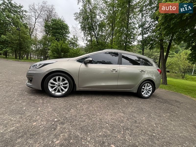Универсал Kia Ceed 2017 в Киеве