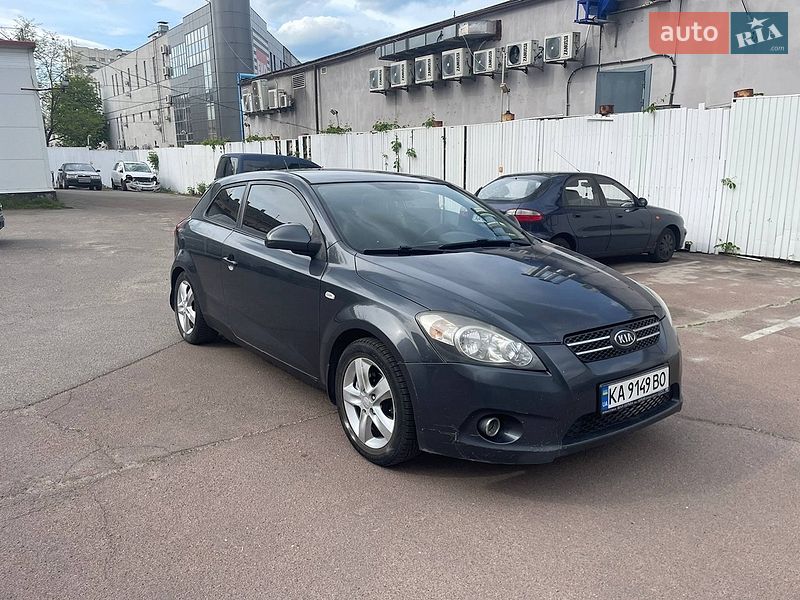 Хетчбек Kia Ceed 2008 в Києві