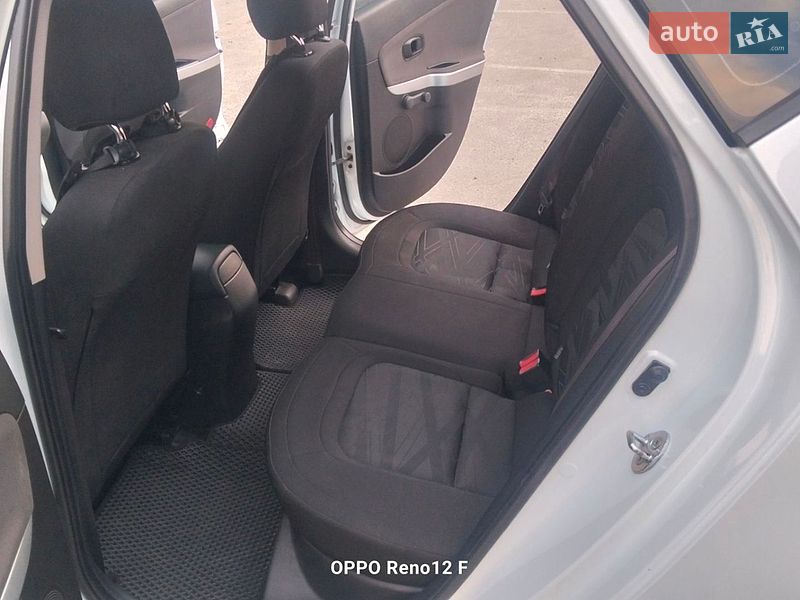 Хэтчбек Kia Ceed 2015 в Шепетовке