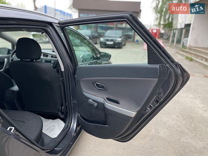 Універсал Kia Ceed 2015 в Сумах