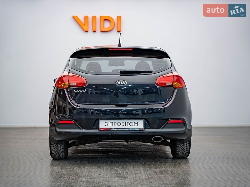 Хэтчбек Kia Ceed 2012 в Киеве