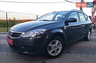 Універсал Kia Ceed 2010 в Вінниці