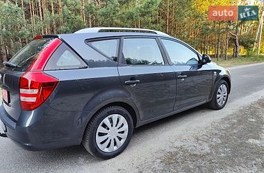 Универсал Kia Ceed 2009 в Киеве