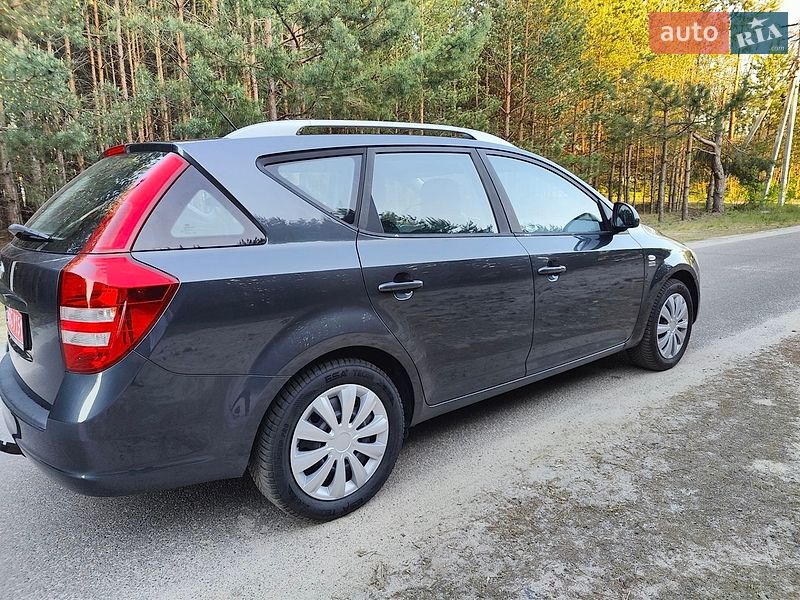 Универсал Kia Ceed 2009 в Киеве