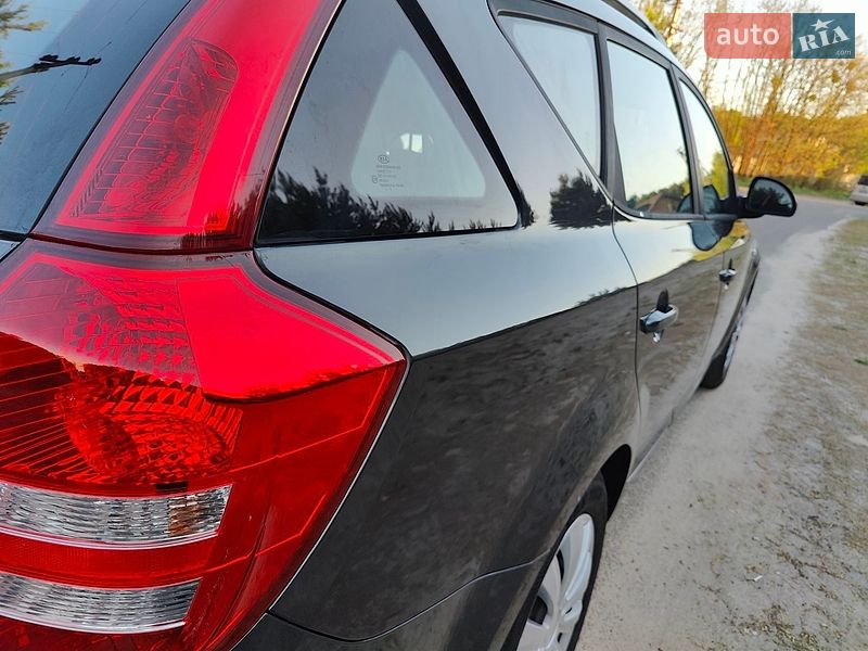 Универсал Kia Ceed 2009 в Киеве