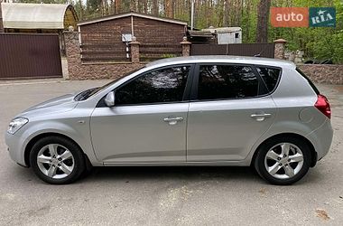 Хетчбек Kia Ceed 2008 в Києві