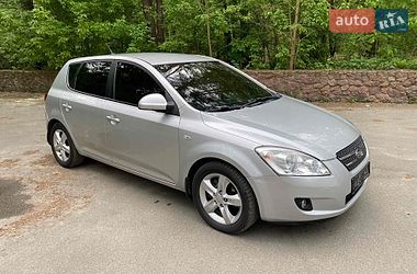 Хетчбек Kia Ceed 2008 в Києві