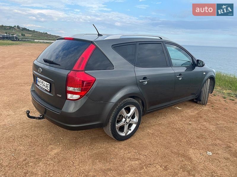 Универсал Kia Ceed 2010 в Николаеве фото 10 Универсал Kia Ceed 2010 в Николаеве