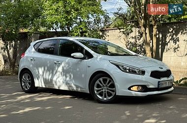 Хетчбек Kia Ceed 2013 в Одесі