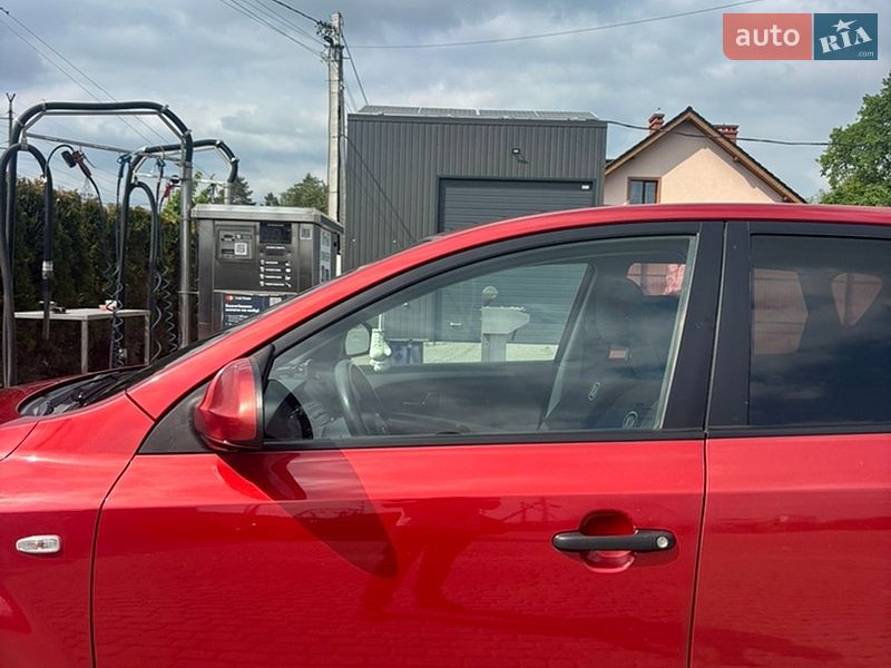 Хэтчбек Kia Ceed 2008 в Львове