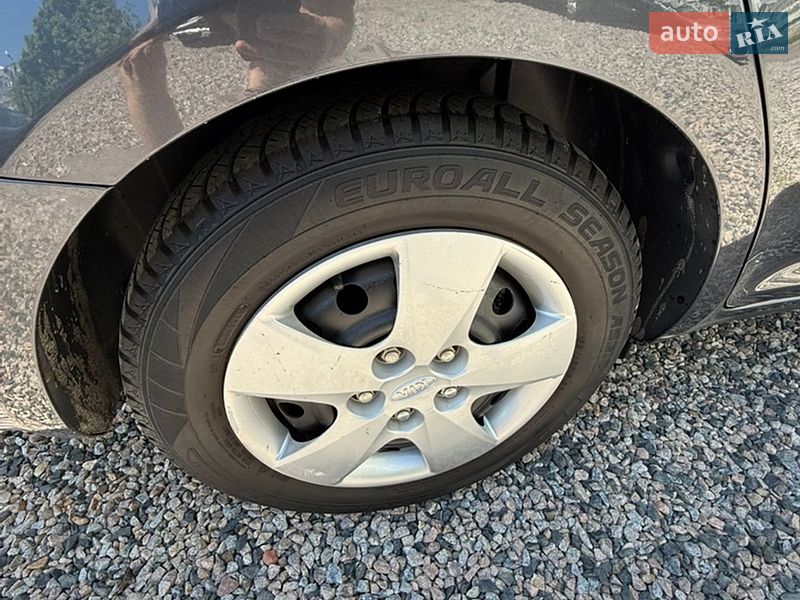 Универсал Kia Ceed 2009 в Полтаве