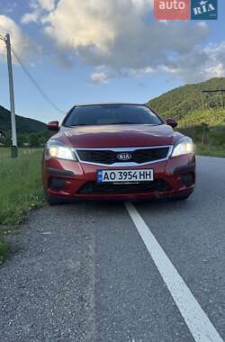 Хетчбек Kia Ceed 2010 в Великому Березному