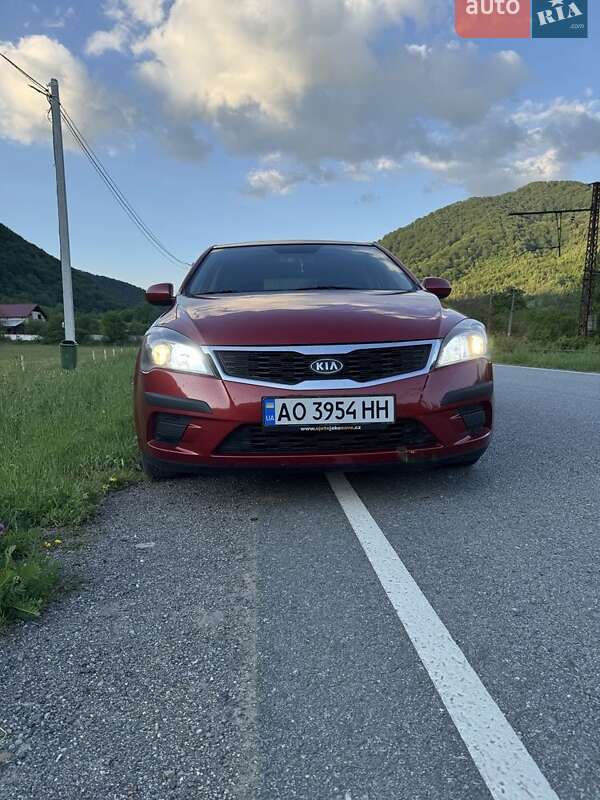 Kia Ceed 2010