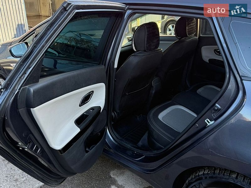 Универсал Kia Ceed 2013 в Киеве