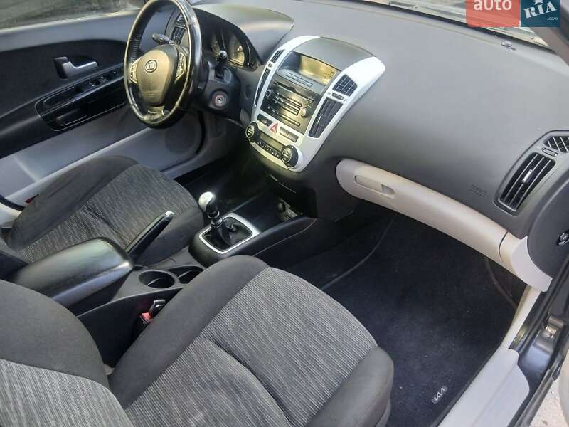 2007 KIA Ceed, VIN Y6LFF24328L001872:plate — фото 1 (autoria)
