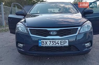 Хетчбек Kia Ceed 2010 в Жмеринці